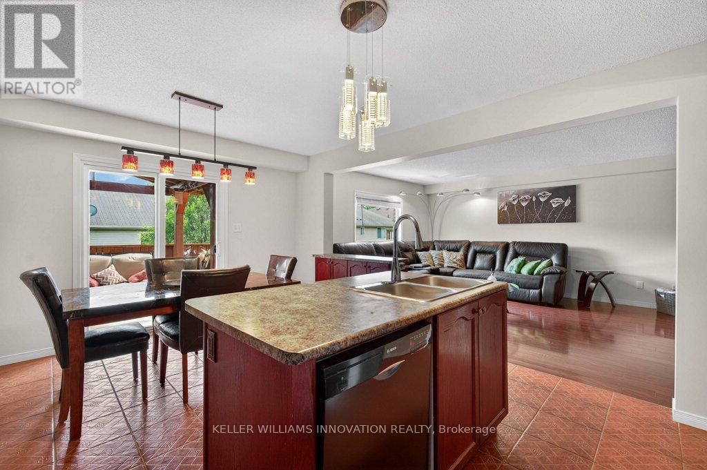 324 Beaumont Crescent, Kitchener, Ontario  N2A 0A7 - Photo 8 - X12214582