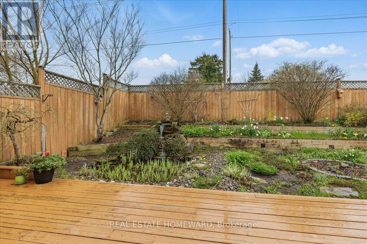 339 Bushview Crescent, Waterloo, Ontario  N2V 2A6 - Photo 36 - X12214586