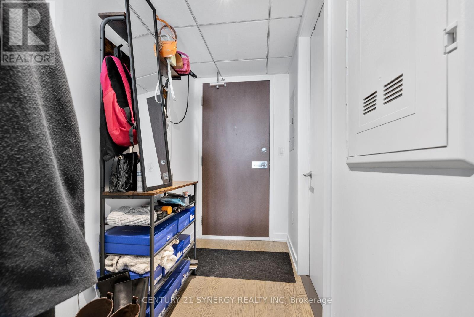 705 - 199 Slater Street, Ottawa, Ontario  K1P 0C8 - Photo 3 - X12212657