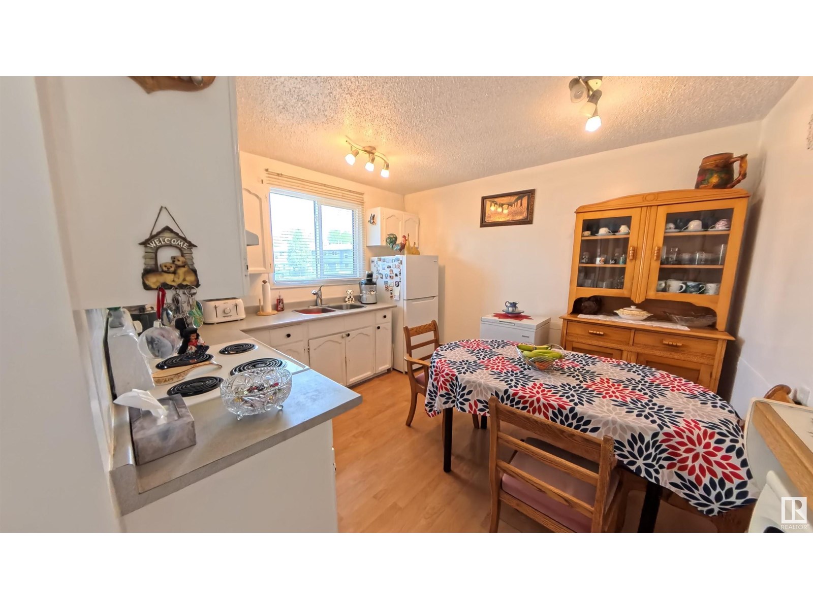 3122 142 Av Nw, Edmonton, Alberta  T5Y 1H2 - Photo 10 - E4441839