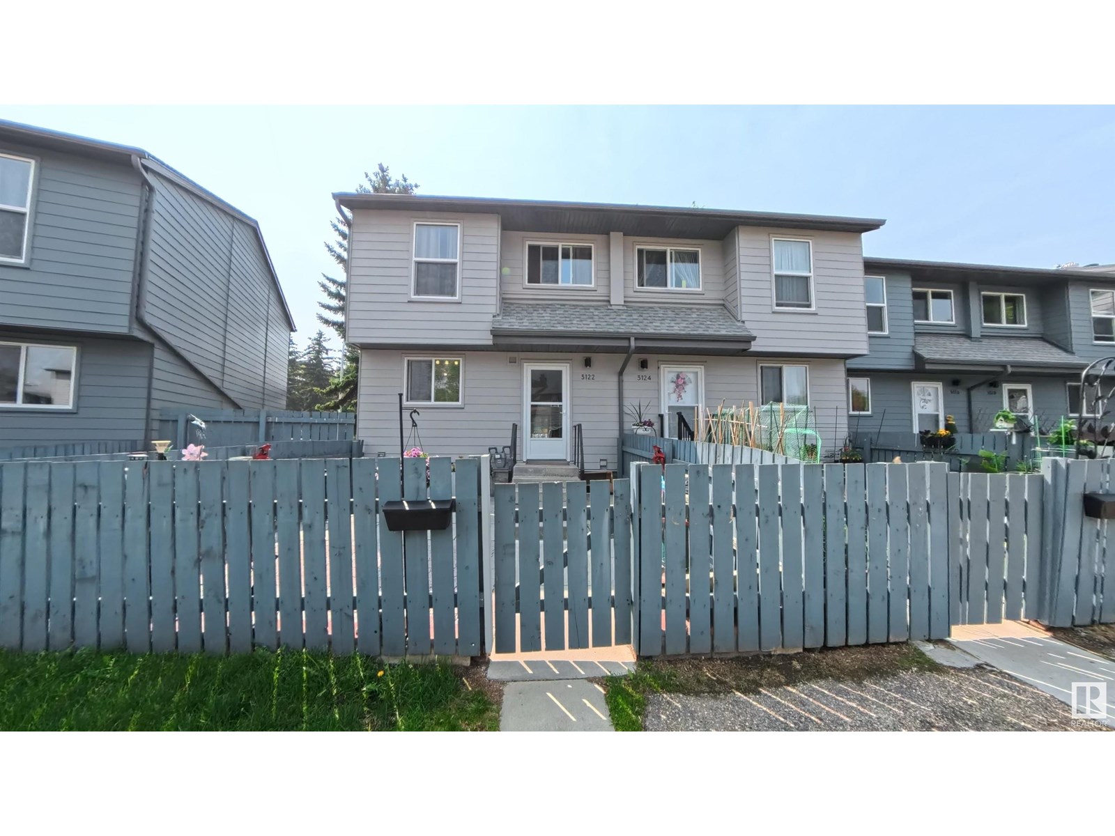 3122 142 Av Nw, Edmonton, Alberta  T5Y 1H2 - Photo 3 - E4441839