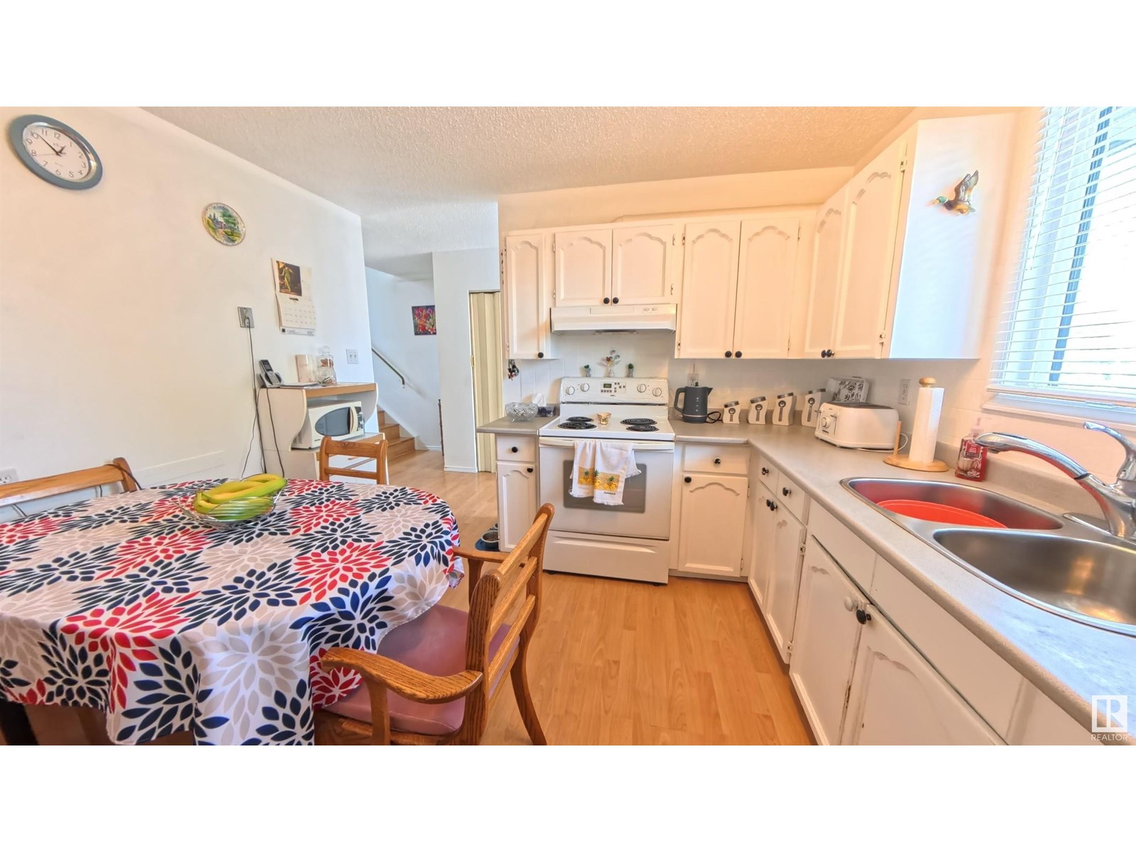 3122 142 Av Nw, Edmonton, Alberta  T5Y 1H2 - Photo 9 - E4441839