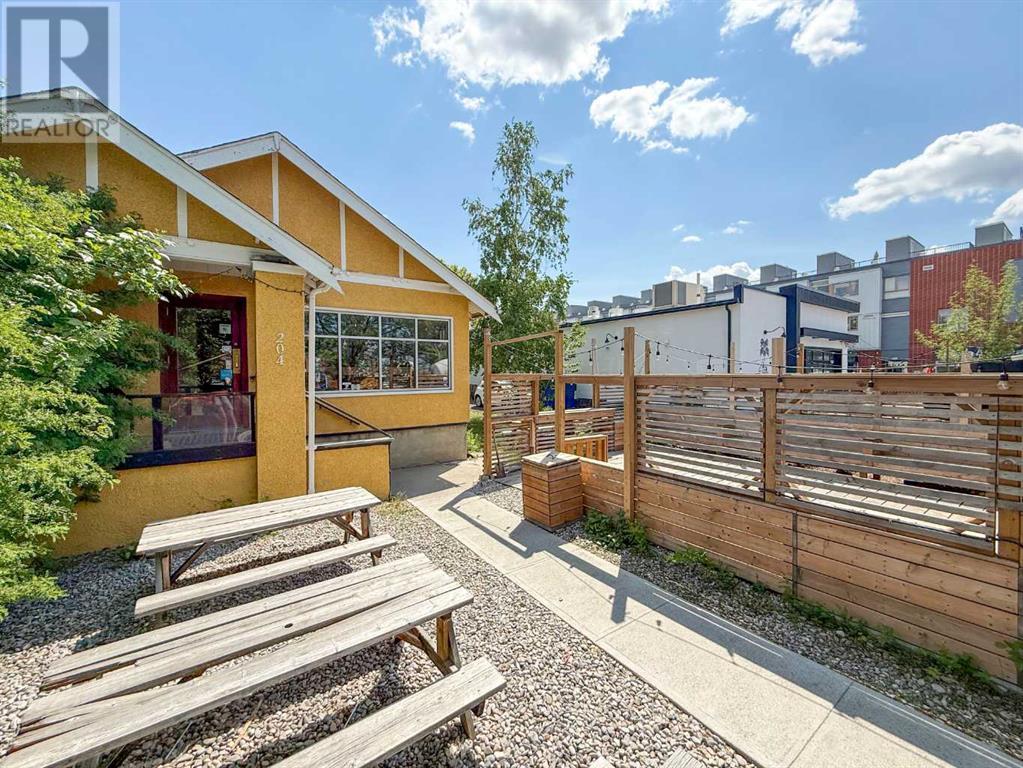 204 7A Street NE, calgary, Alberta