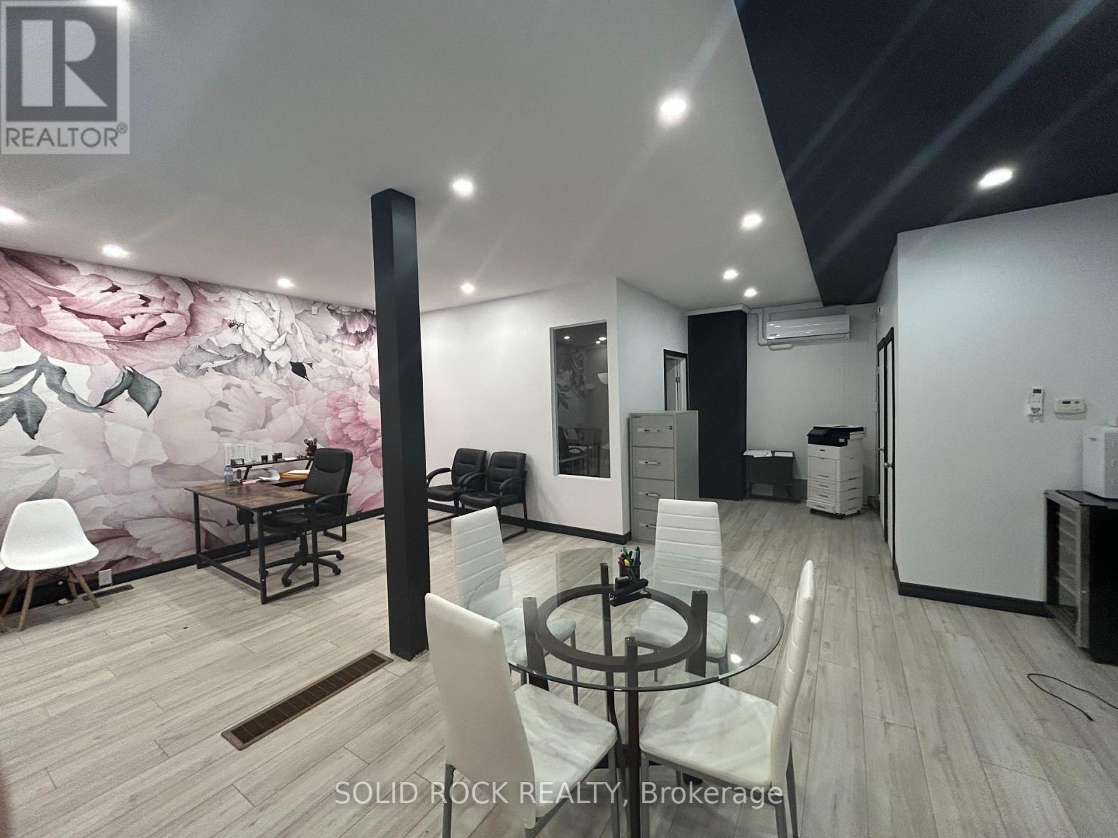 44 Elgin Street W, Arnprior, Ontario  K7S 1N5 - Photo 8 - X12214603