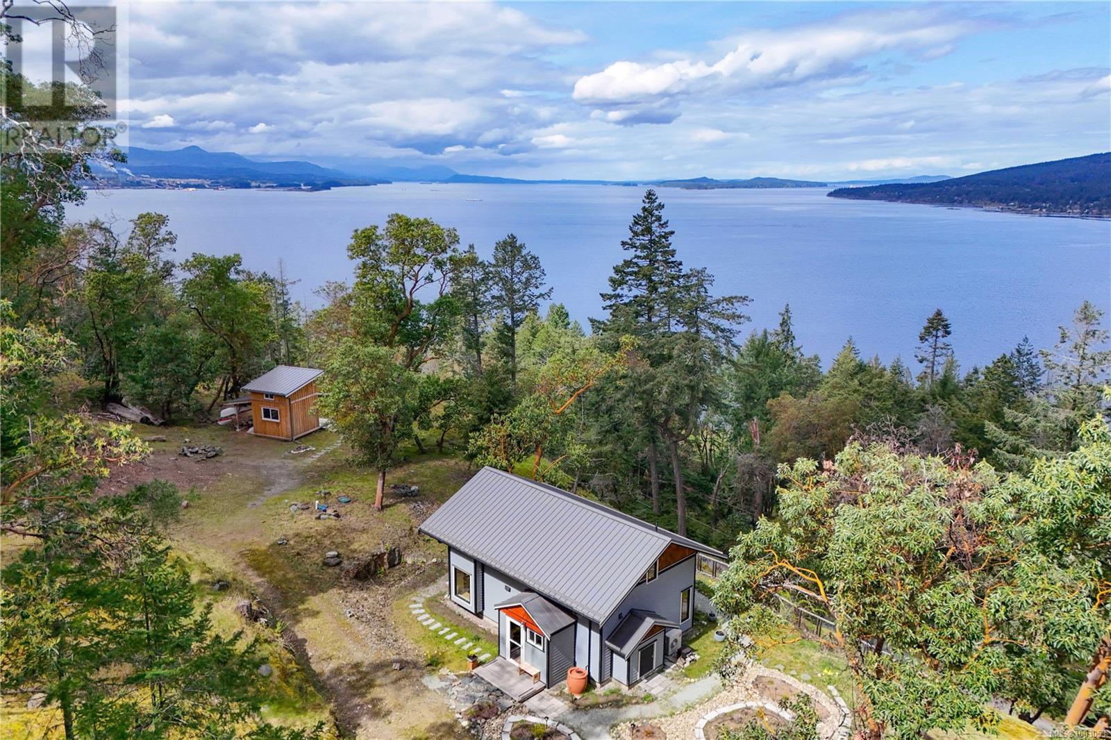 Property at 115 Narrows West Rd image 3