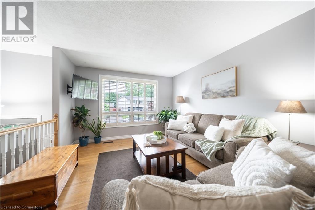 82 Bunker Hill Drive, Hamilton, Ontario  L8K 5X4 - Photo 4 - 40739919