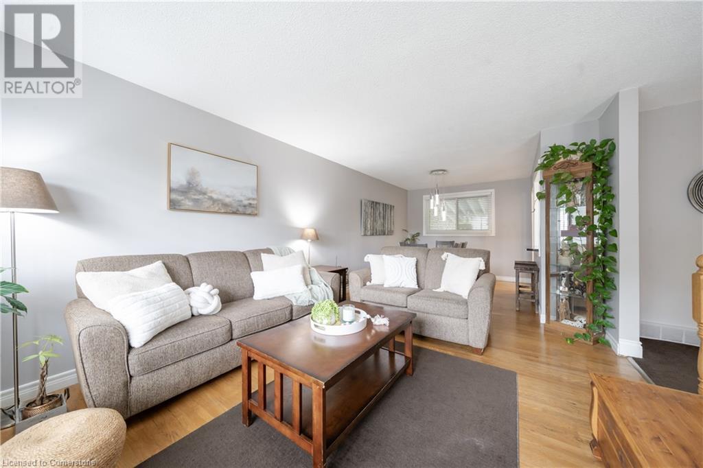 82 Bunker Hill Drive, Hamilton, Ontario  L8K 5X4 - Photo 6 - 40739919