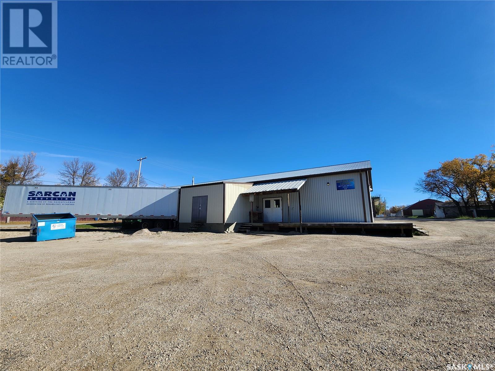 236 8th Street, Broadview, Saskatchewan  S0G 0K0 - Photo 2 - SK009027