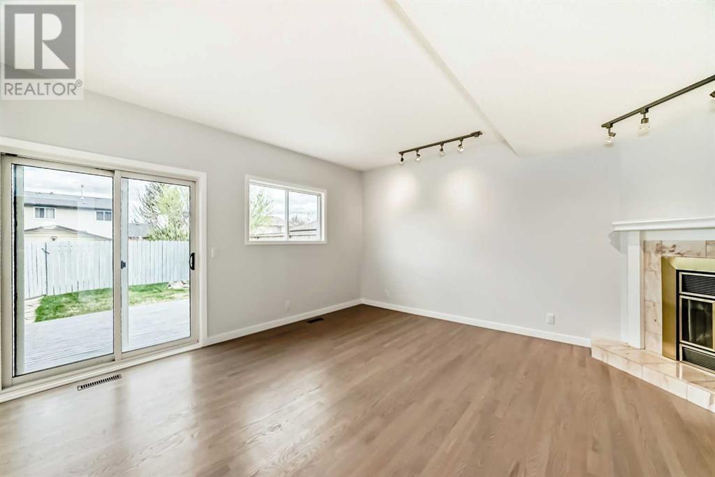 32 Scenic Rise Nw, Calgary, Alberta  T3L 1A8 - Photo 20 - A2216578