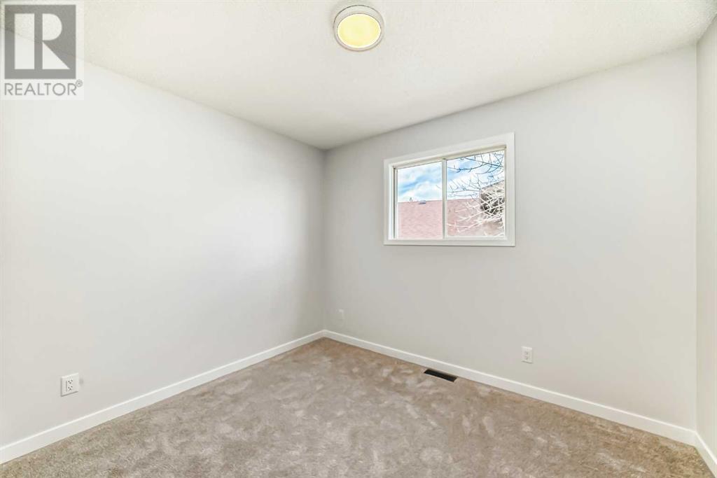 32 Scenic Rise Nw, Calgary, Alberta  T3L 1A8 - Photo 17 - A2216578