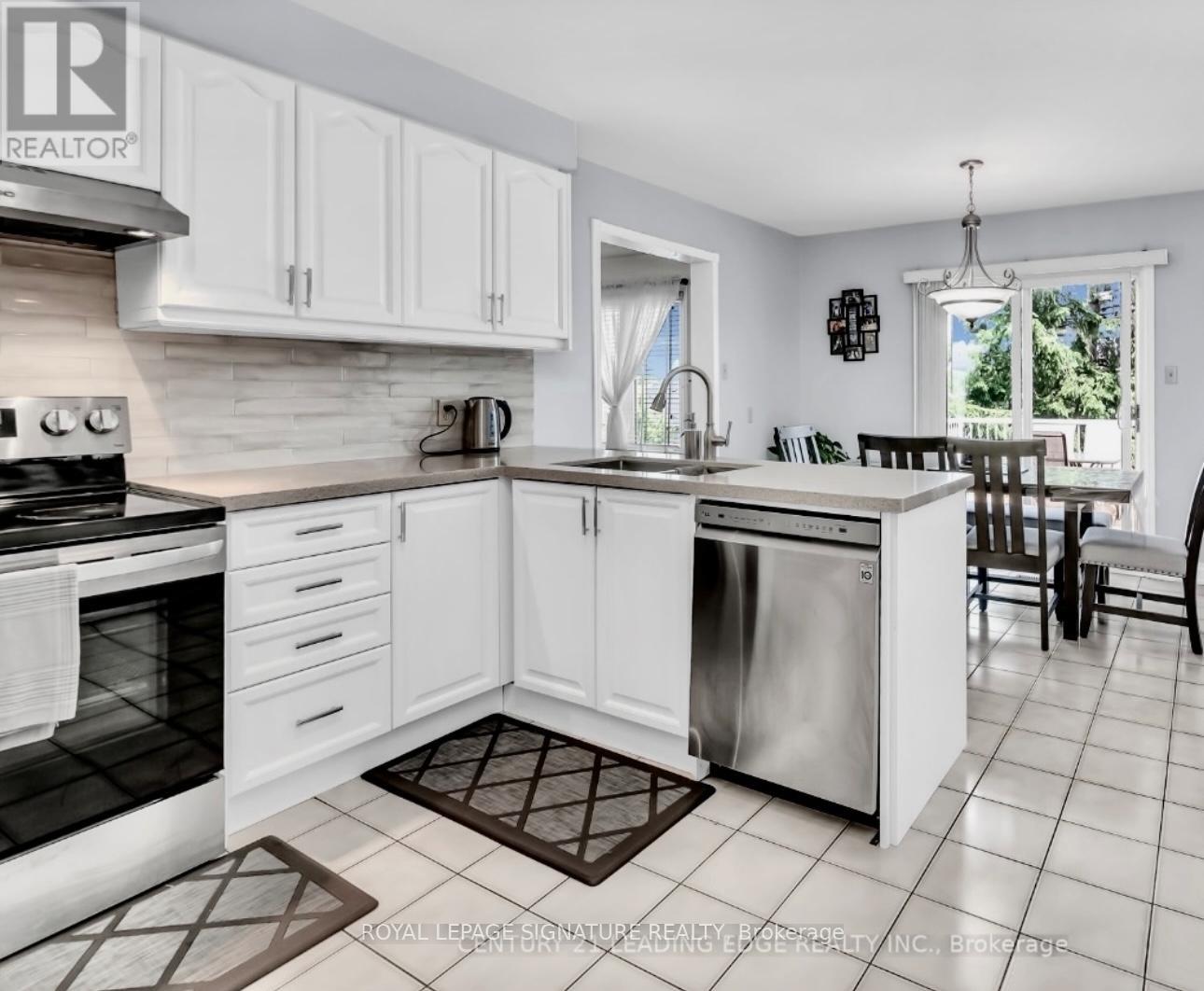 1813 Spruce Hill Road, Pickering, Ontario  L1V 1S5 - Photo 5 - E12214552