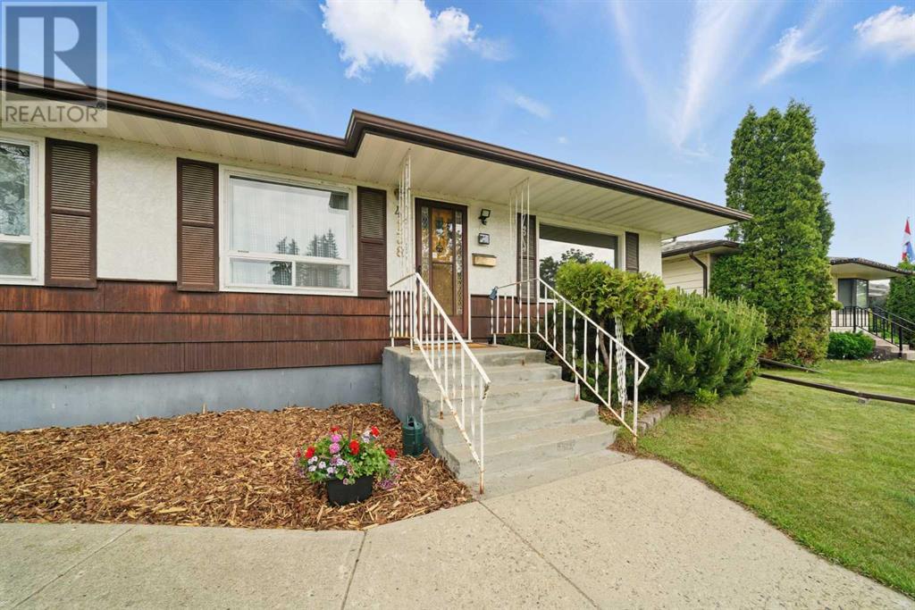 4138 35 Street, Red Deer, Alberta  T4N 0P8 - Photo 1 - A2229254