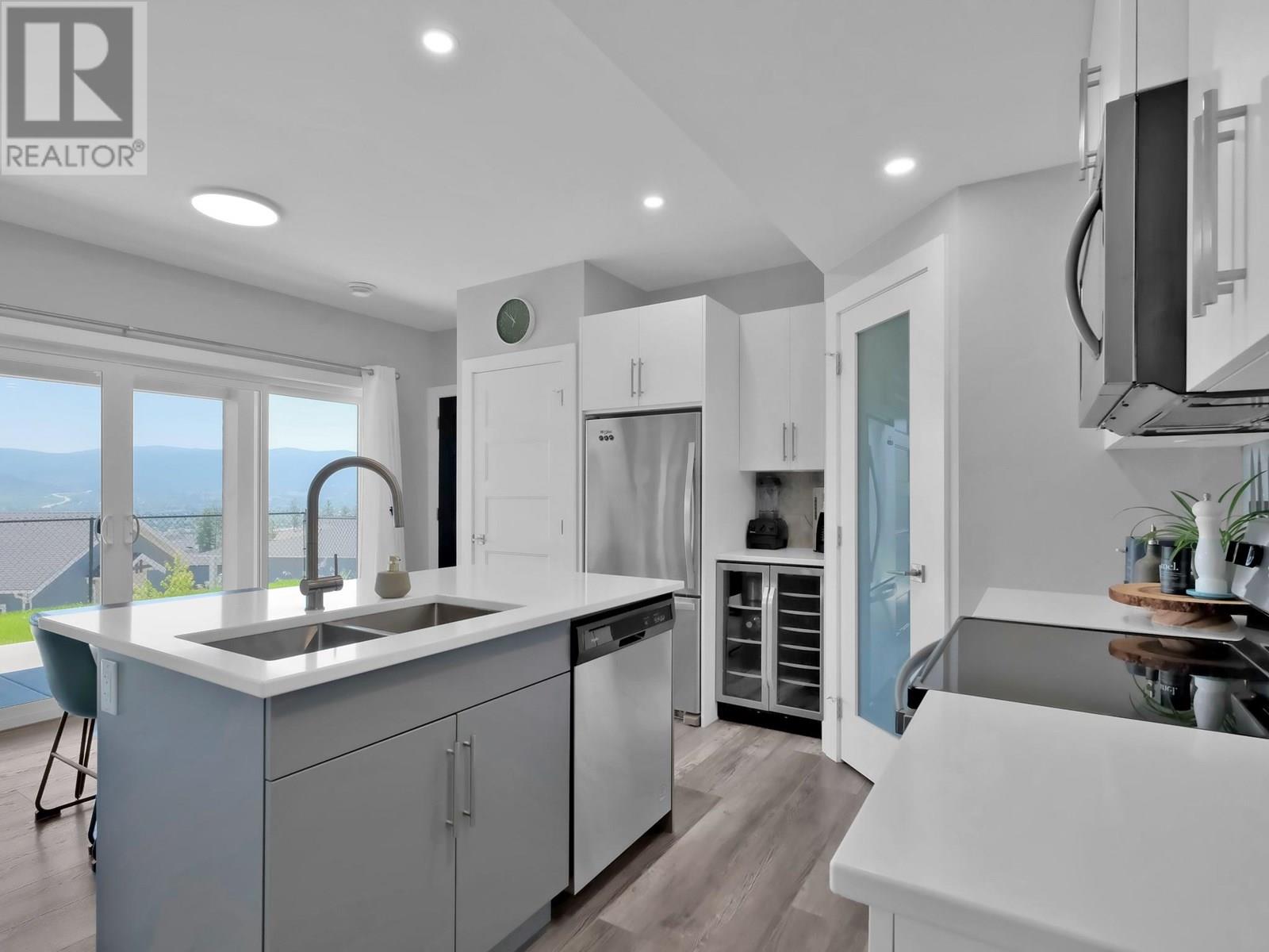 767 Acadia Street, Kelowna, British Columbia  V1V 0A8 - Photo 35 - 10351595