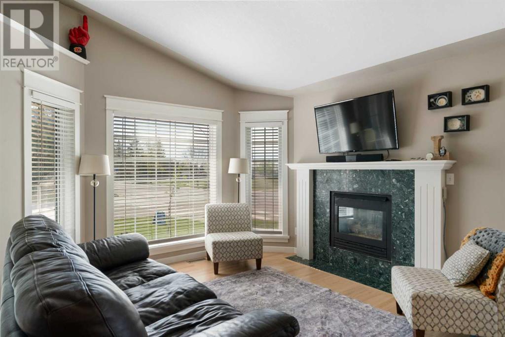 Property at 341 Sunset Place image 5