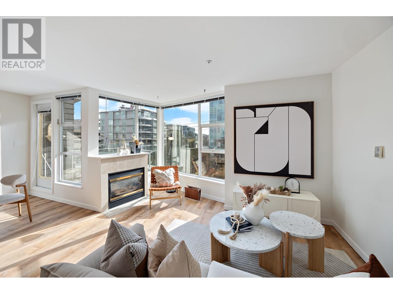 313 638 W 7th Avenue, Vancouver, British Columbia  V5Z 1B5 - Photo 2 - R3014615