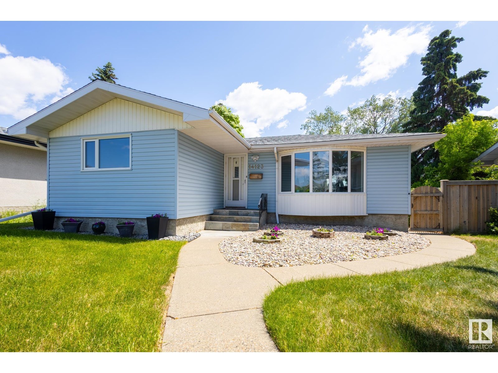 14123 72 ST NW, Edmonton, Alberta