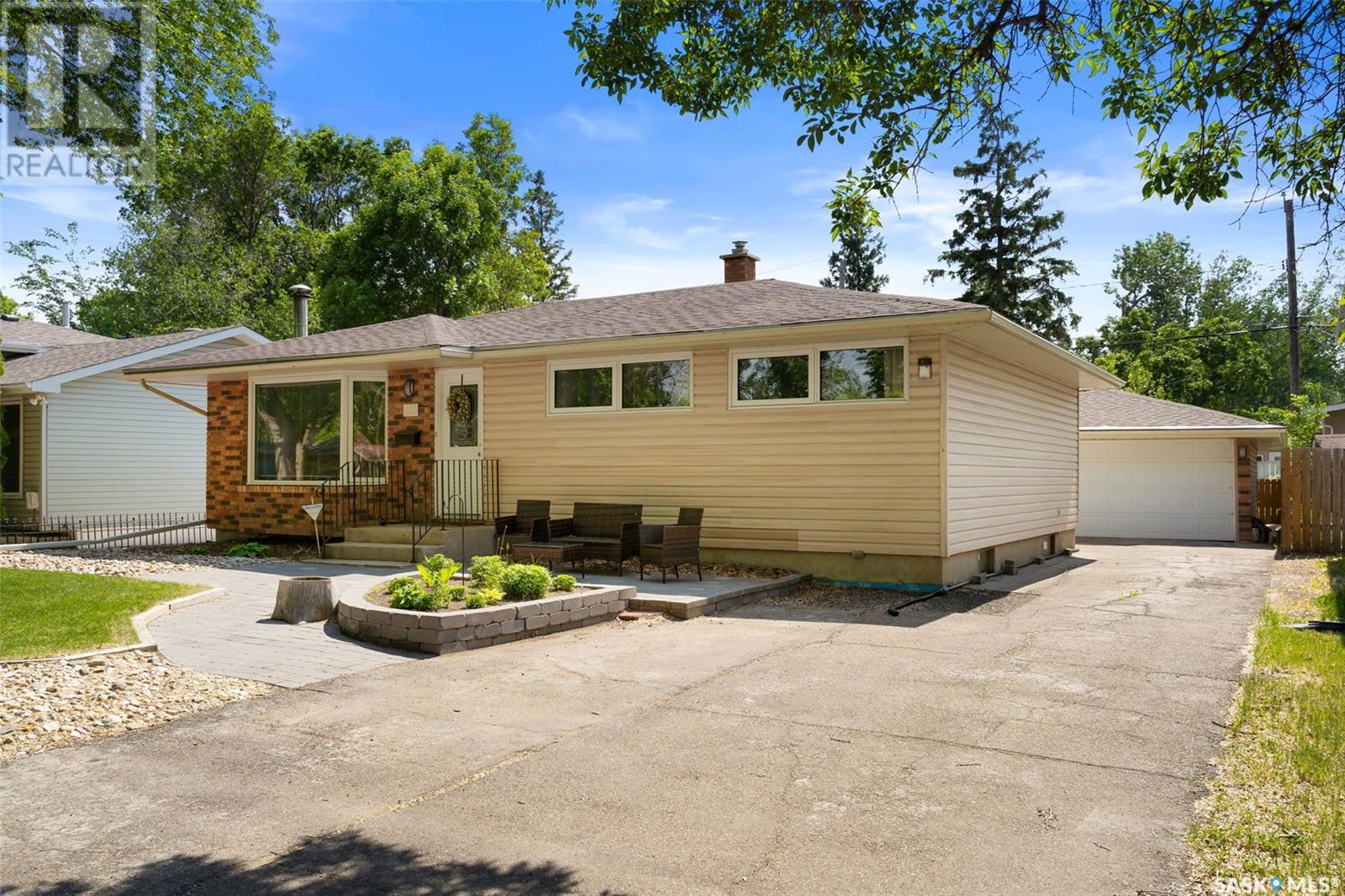 61 Malone Crescent, Regina, Saskatchewan  S4S 5J4 - Photo 2 - SK009185