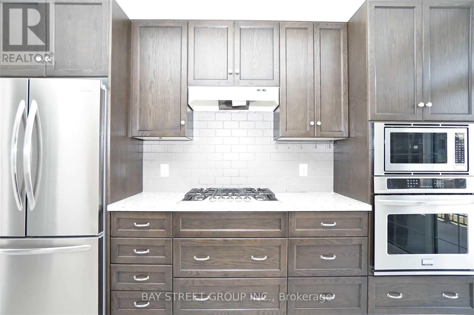 14 - 3026 Postridge Drive, Oakville (Jm Joshua Meadows), Ontario  L6H 0R8 - Photo 10 - W12189491