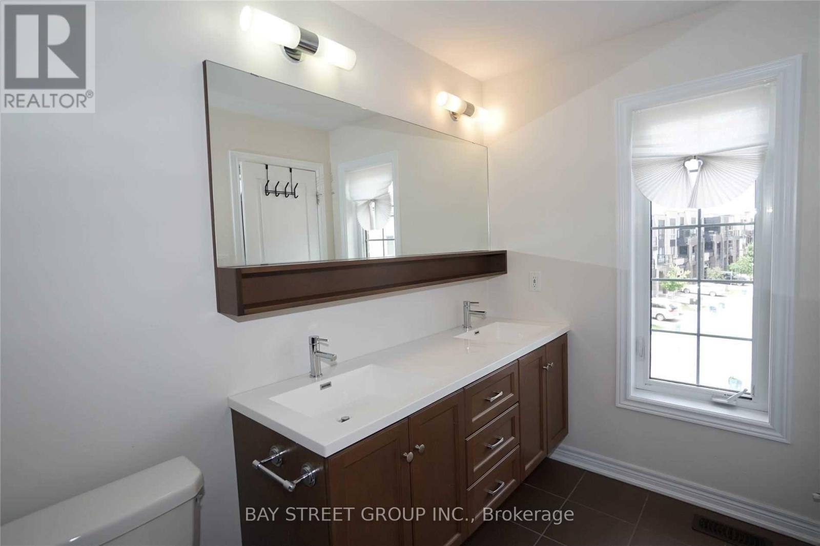 14 - 3026 Postridge Drive, Oakville (Jm Joshua Meadows), Ontario  L6H 0R8 - Photo 25 - W12189491