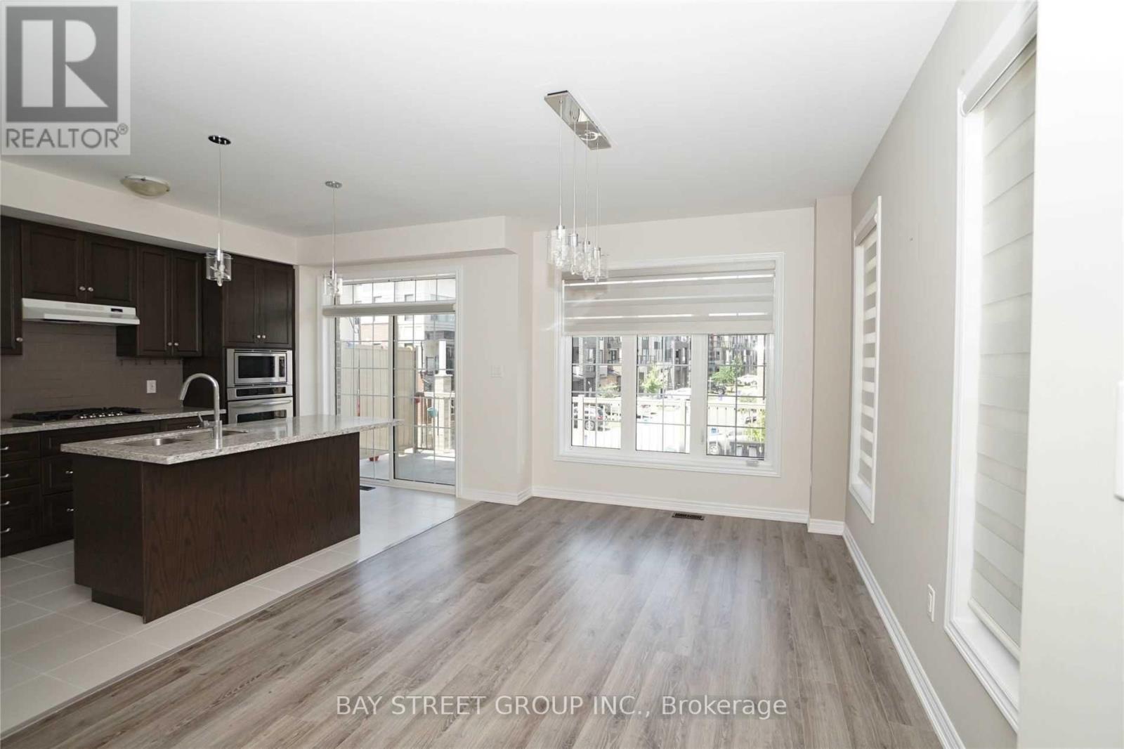 14 - 3026 Postridge Drive, Oakville (Jm Joshua Meadows), Ontario  L6H 0R8 - Photo 7 - W12189491