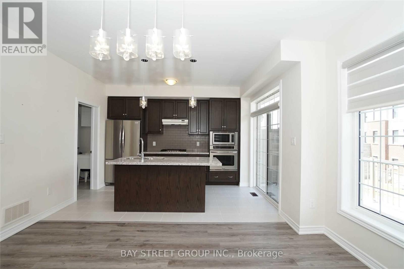 14 - 3026 Postridge Drive, Oakville (Jm Joshua Meadows), Ontario  L6H 0R8 - Photo 8 - W12189491