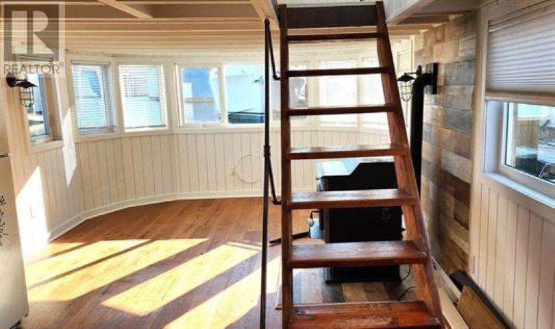 Gnb21-415 W Esplanade Avenue, North Vancouver, British Columbia  V7M 1A4 - Photo 3 - R3013697