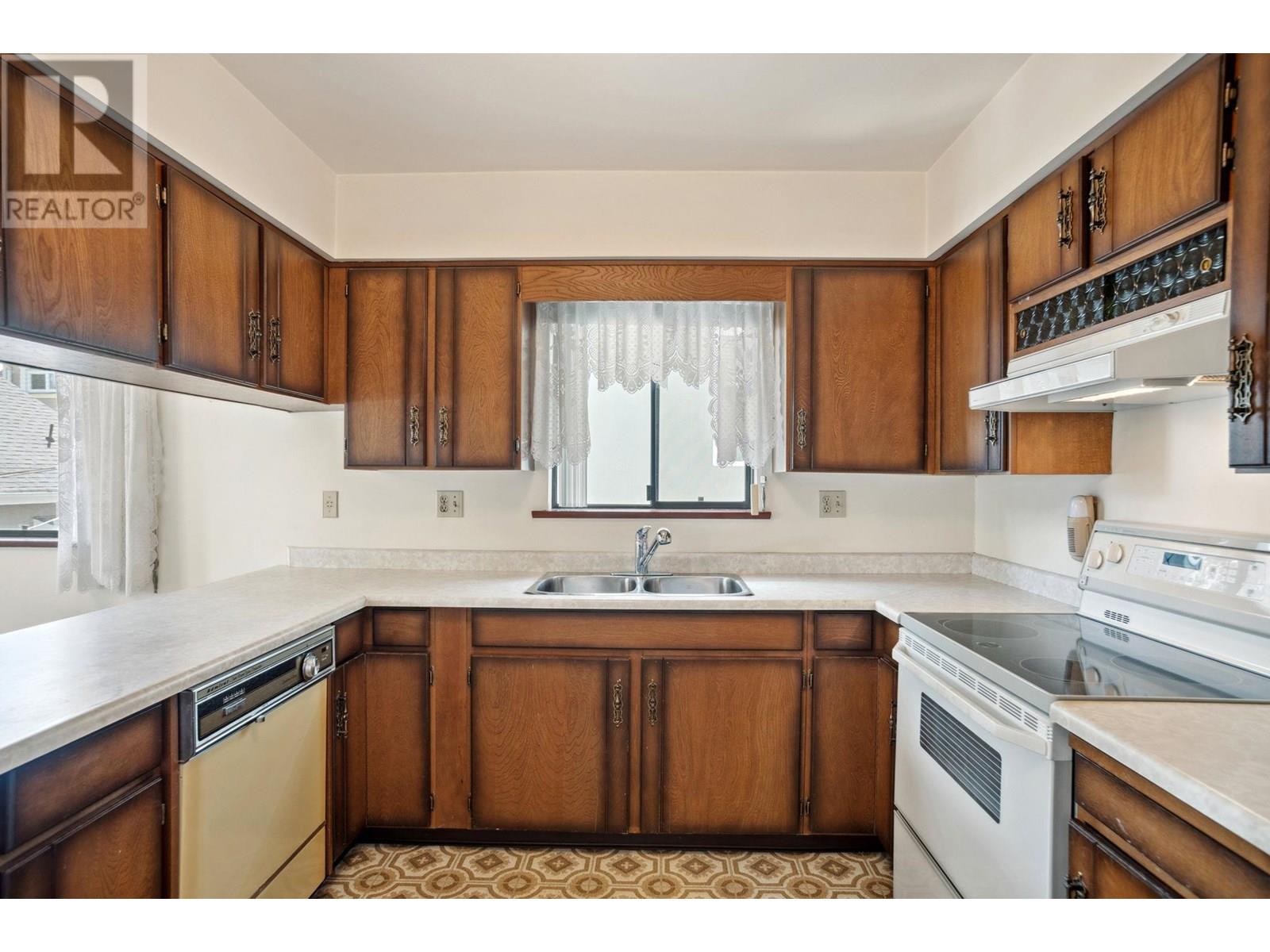 5412 Rhodes Street, Vancouver, British Columbia  V5R 3N9 - Photo 14 - R3014415