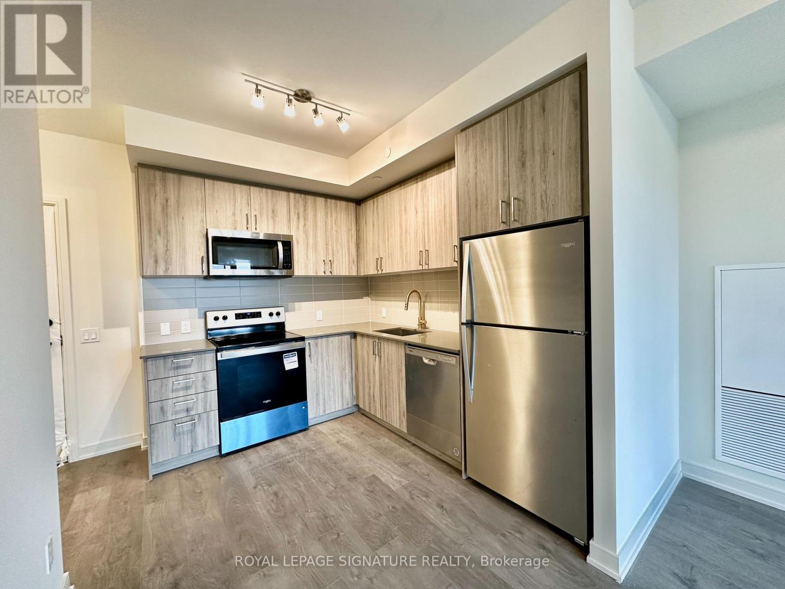 601 - 8010 Derry Road W, Milton, Ontario  L9T 3L3 - Photo 2 - W12213950