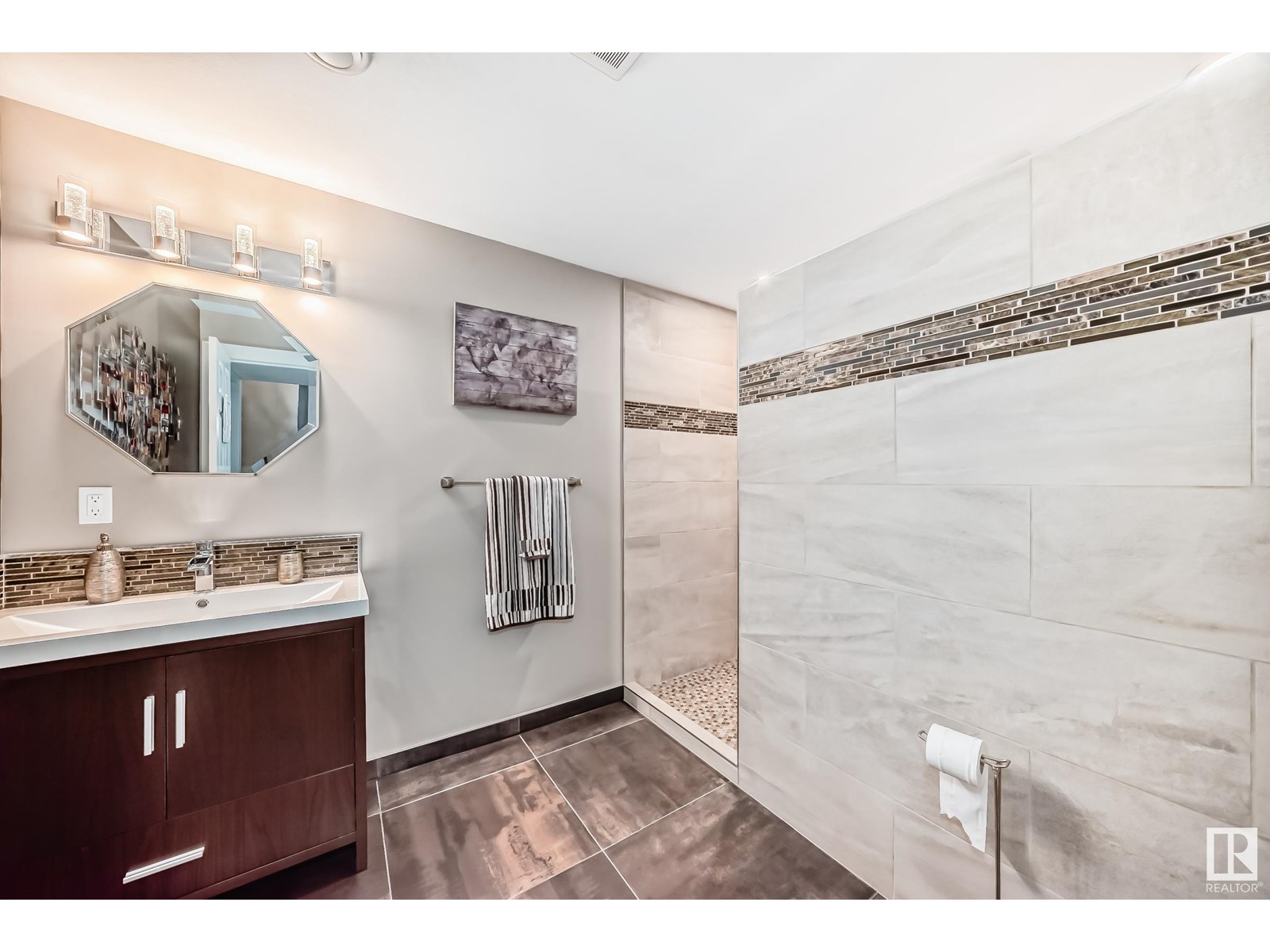 914 Goodwin Cl Nw, Edmonton, Alberta  T5T 6X8 - Photo 37 - E4441844