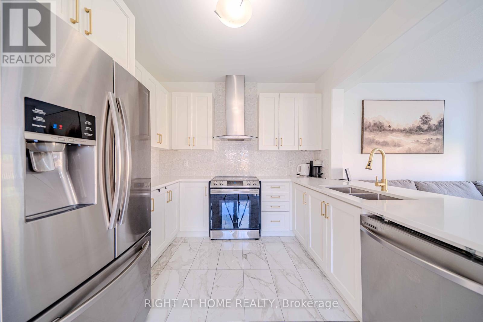 51 Dorian Drive, Whitby, Ontario  L1P 0L6 - Photo 13 - E12214675