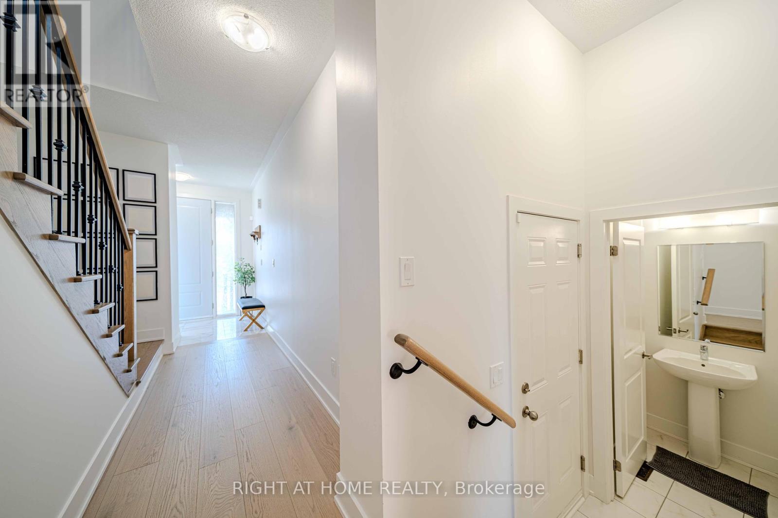 51 Dorian Drive, Whitby, Ontario  L1P 0L6 - Photo 6 - E12214675