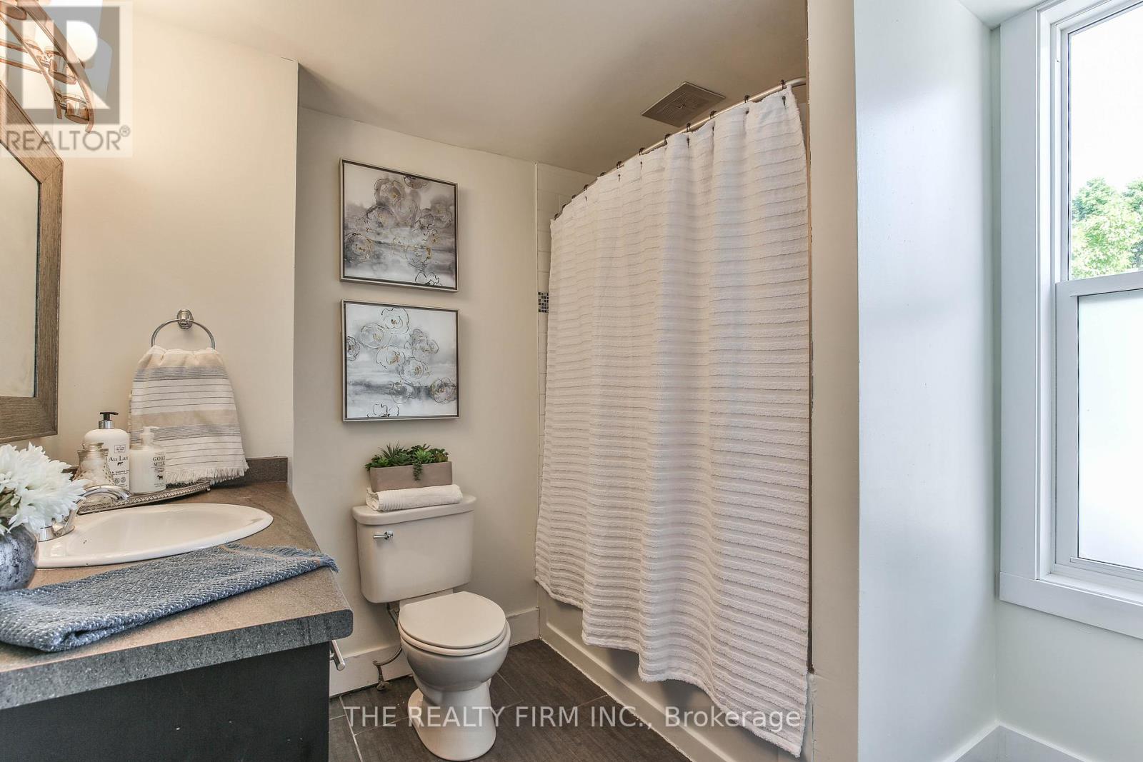 81 Dillabough Street, London East, Ontario  N5Z 2B9 - Photo 33 - X12214652