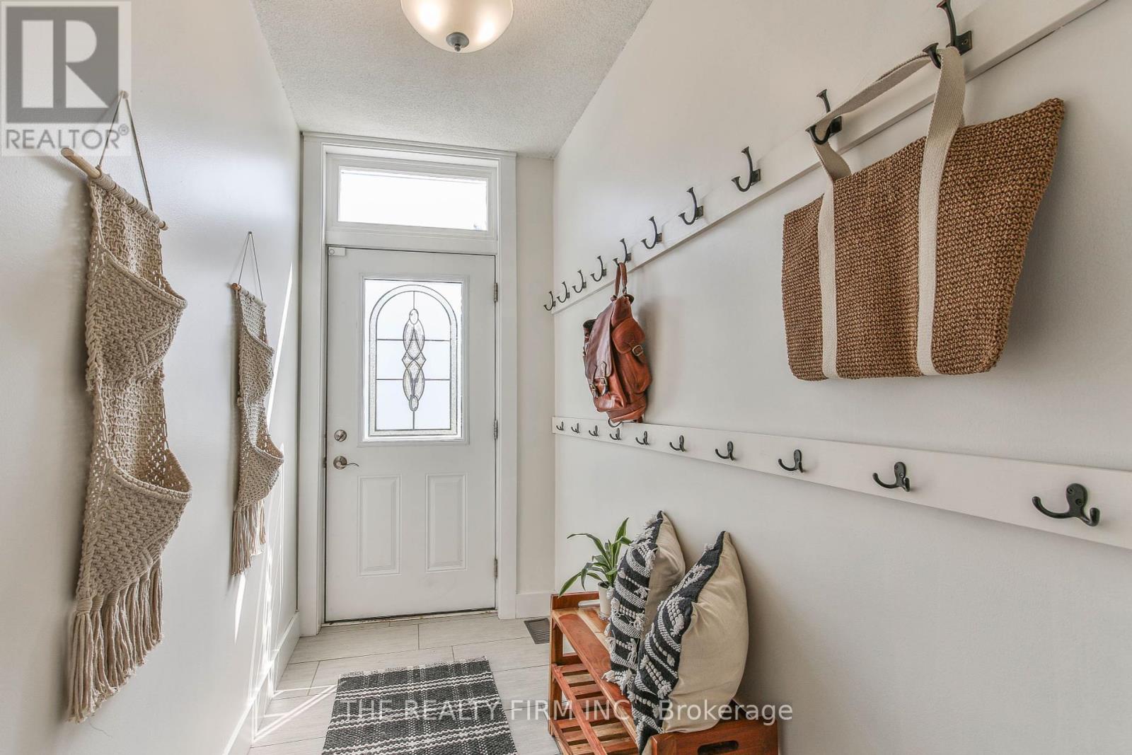 81 Dillabough Street, London East, Ontario  N5Z 2B9 - Photo 4 - X12214652