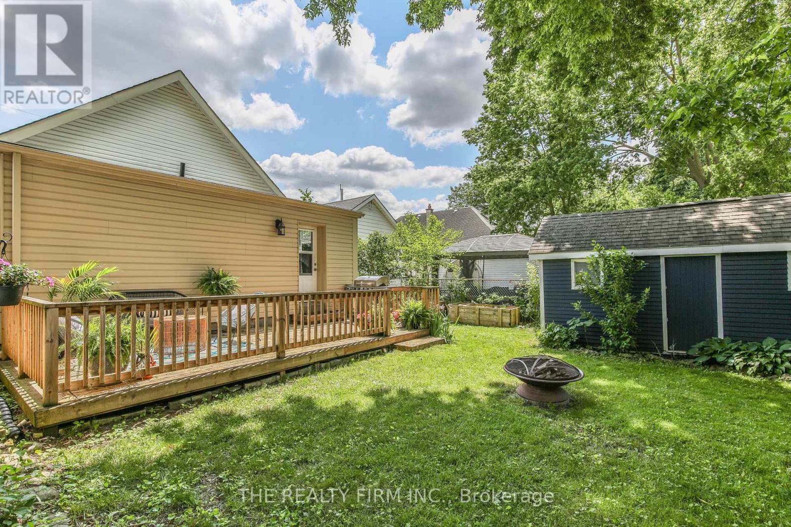 81 Dillabough Street, London East, Ontario  N5Z 2B9 - Photo 45 - X12214652