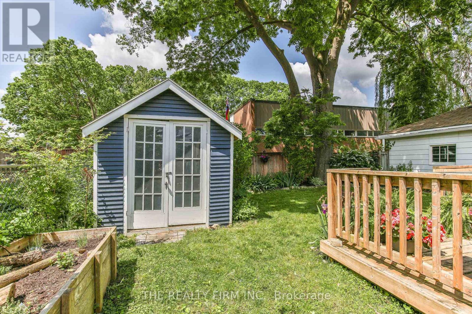 81 Dillabough Street, London East, Ontario  N5Z 2B9 - Photo 49 - X12214652