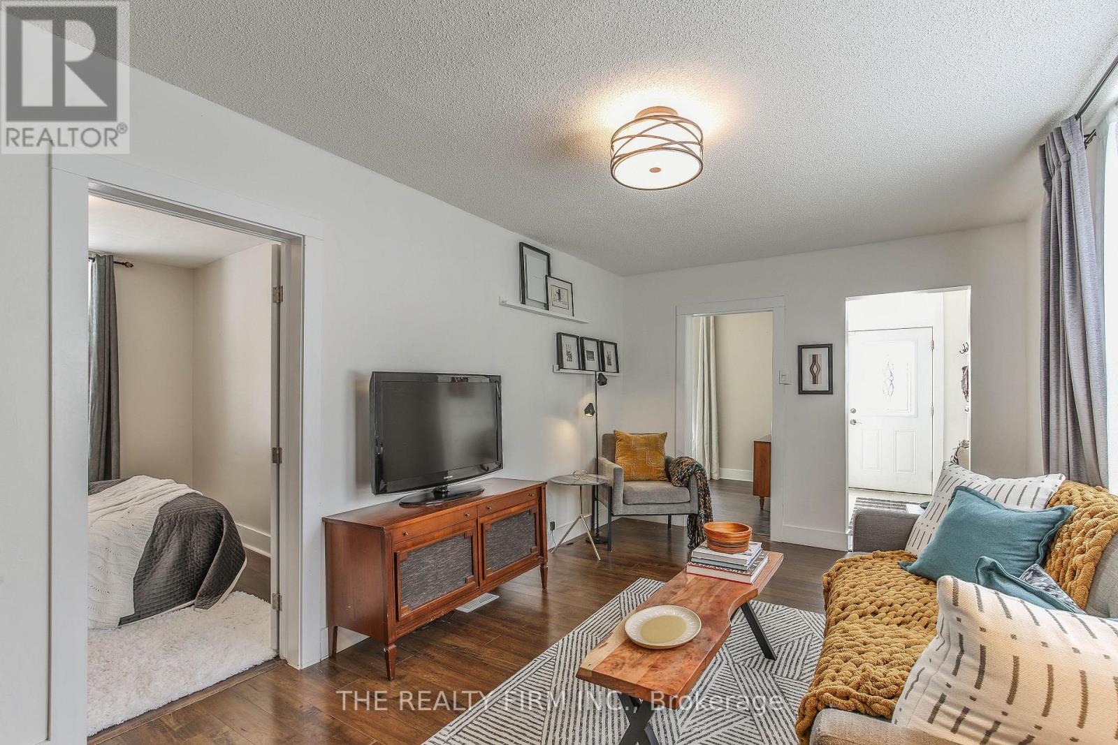 81 Dillabough Street, London East, Ontario  N5Z 2B9 - Photo 8 - X12214652
