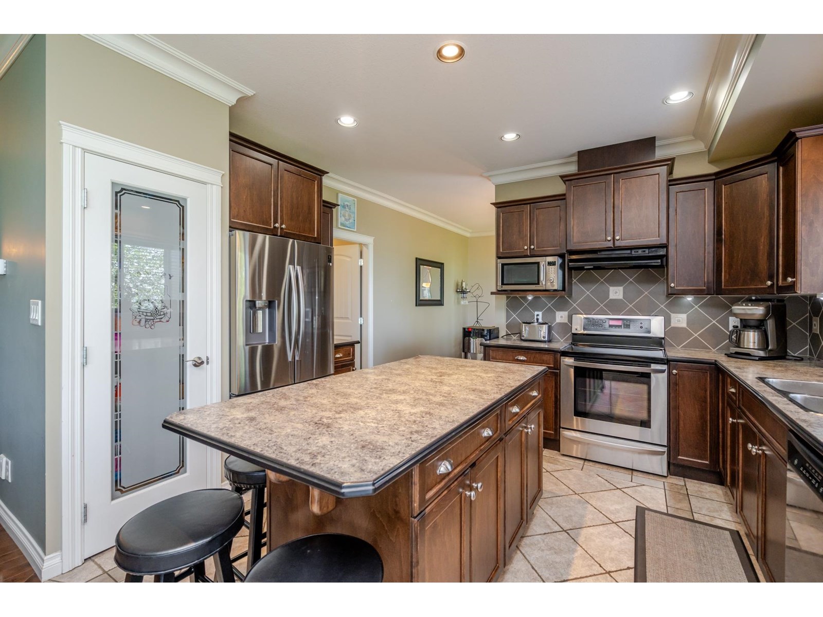 3897 Kaleigh Court, Abbotsford, British Columbia  V3G 3E3 - Photo 8 - R3014257