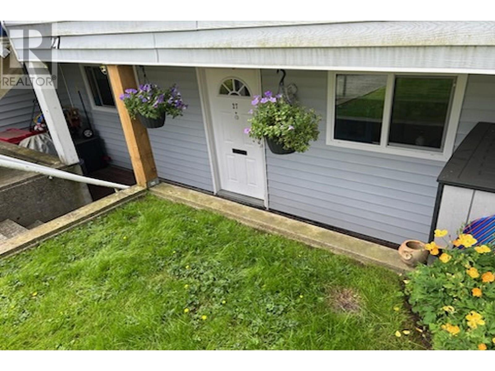 27 1235 Johnson Street, Coquitlam, British Columbia  V3B 7E3 - Photo 2 - R2984019