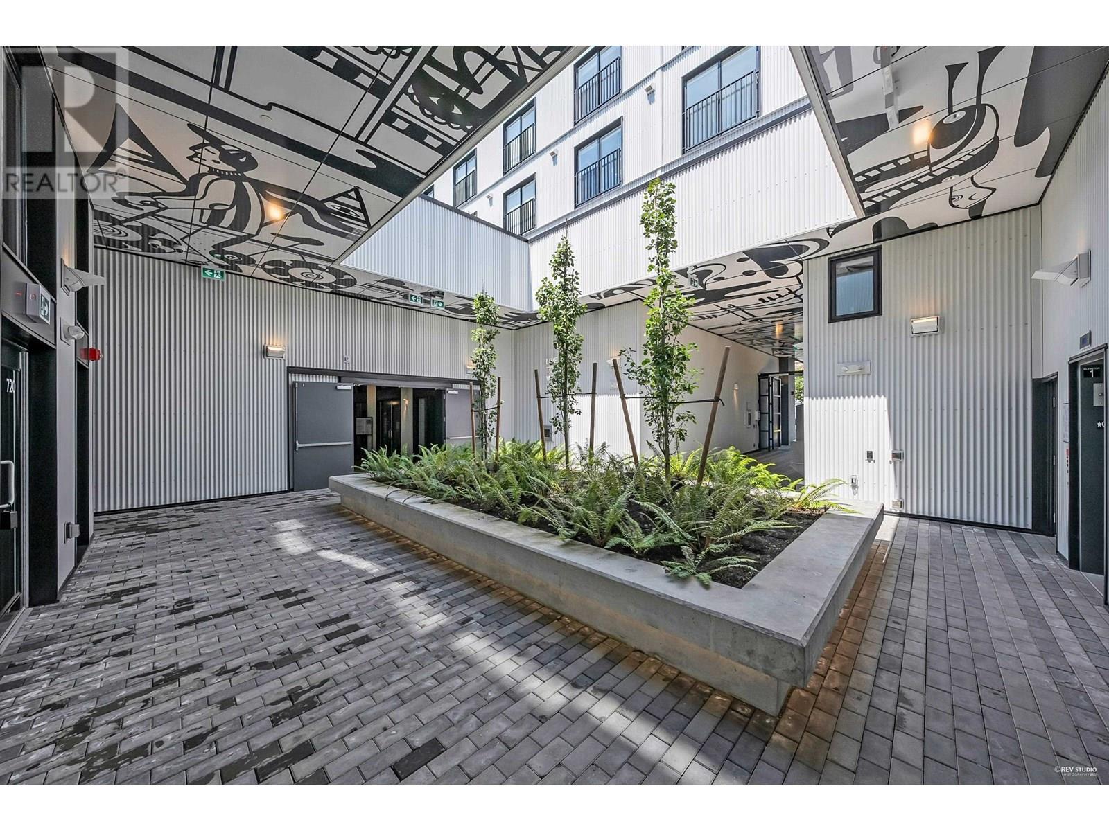710 Glen Drive, Vancouver, British Columbia  V6A 0K2 - Photo 13 - C8069864