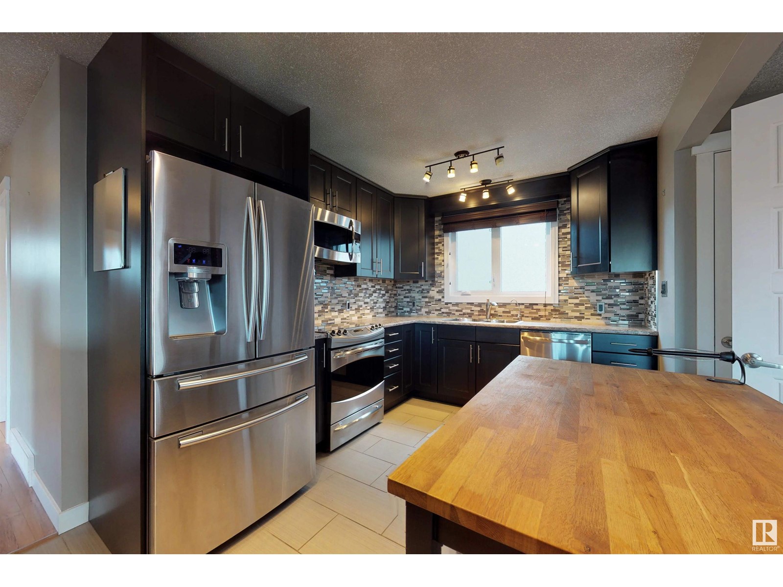 14703 75a St Nw, Edmonton, Alberta  T5C 1A3 - Photo 6 - E4441846