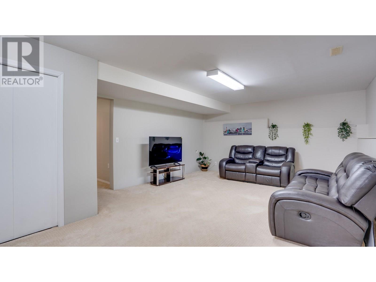 2825 Richfield Drive, Vernon, British Columbia  V1H 1A6 - Photo 13 - 10351379