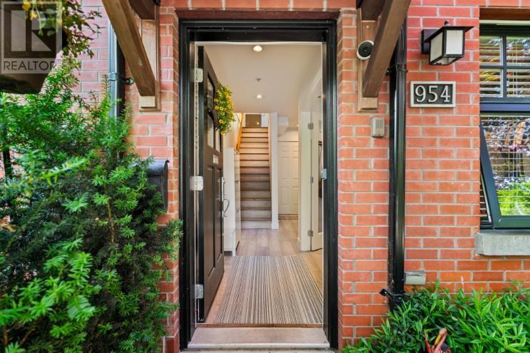 954 W 15TH AVENUE, Vancouver, British Columbia