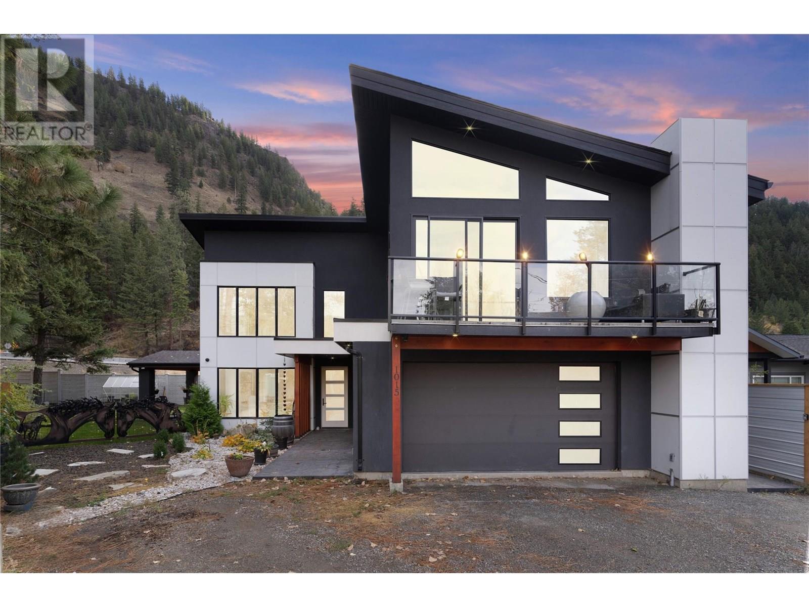1015 Paquette Road, Chase, British Columbia  V0E 1M1 - Photo 2 - 10347990