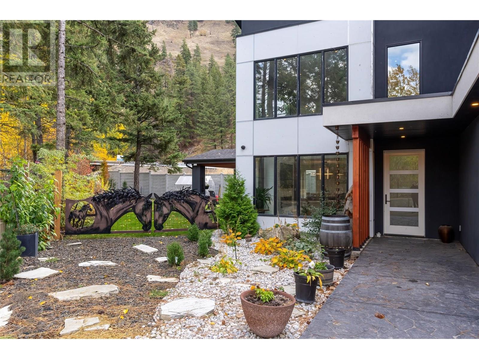 1015 Paquette Road, Chase, British Columbia  V0E 1M1 - Photo 38 - 10347990