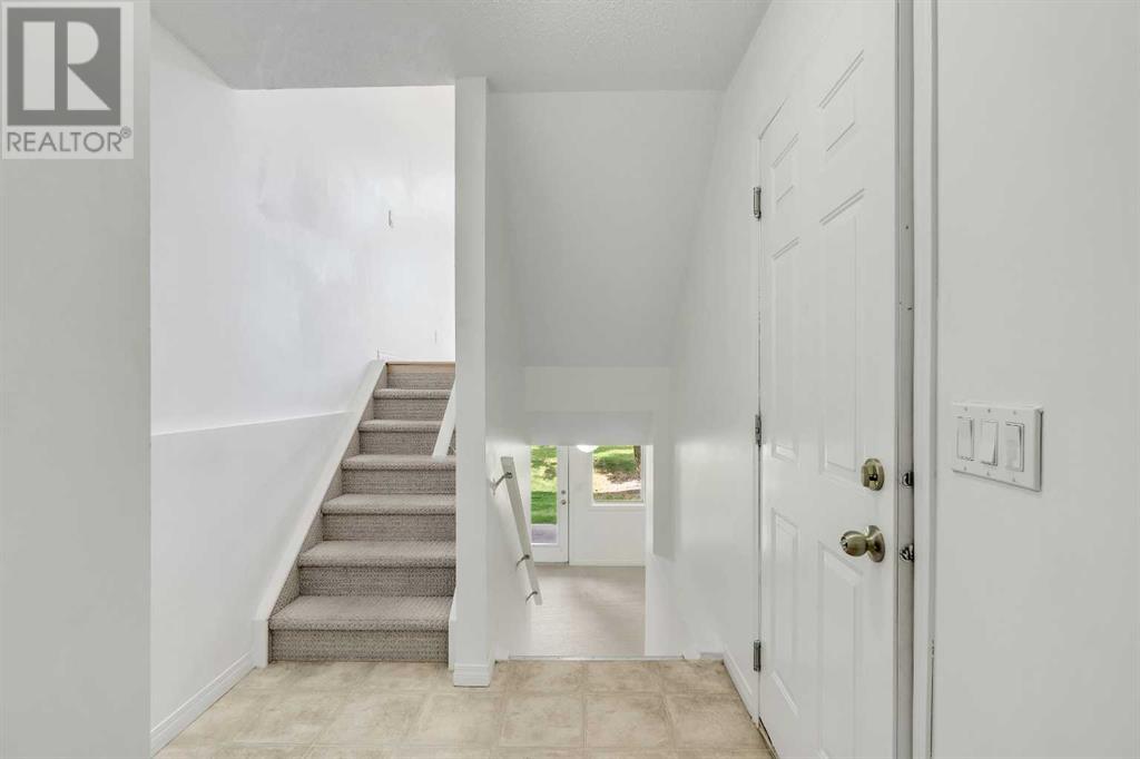 111 Copperfield Lane Se, Calgary, Alberta  T2Z 4S9 - Photo 3 - A2229922