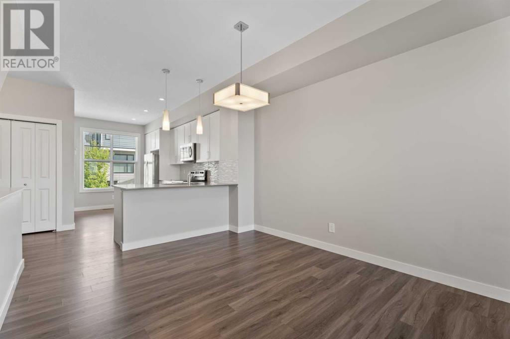 114 Seton Passage Se, Calgary, Alberta  T3M 3A6 - Photo 4 - A2224908