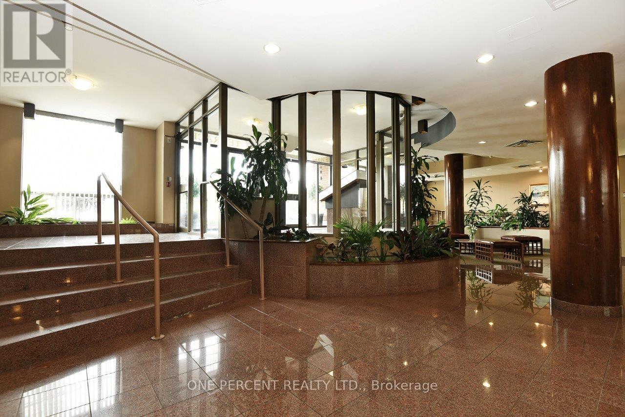 610 - 215 Parkdale Avenue, Ottawa, Ontario  K1Y 4T8 - Photo 5 - X12214694