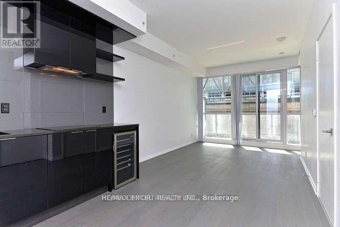 2210 - 70 Temperance Street, Toronto, Ontario  M5H 4E8 - Photo 2 - C12214617