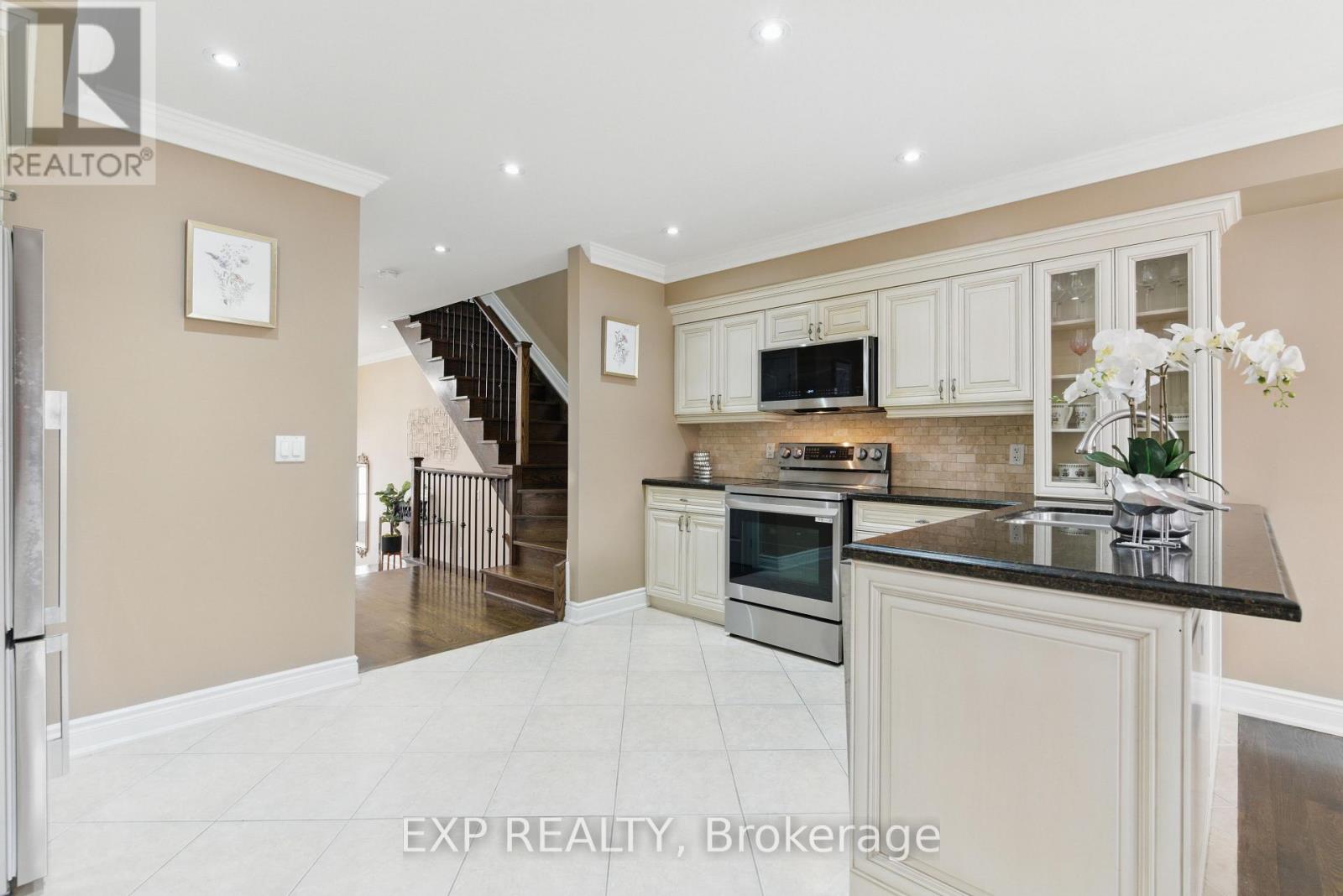 4444 Bathurst Street, Toronto (Bathurst Manor), Ontario  M3H 3S2 - Photo 11 - C12214623