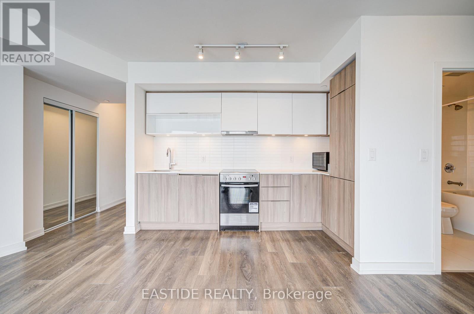 3301 - 159 Wellesley Street E, Toronto, Ontario  M4Y 0H5 - Photo 10 - C12214624